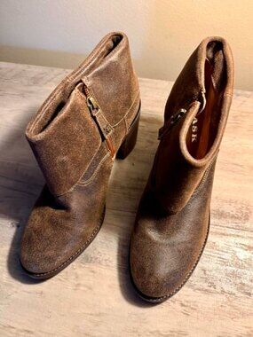 New Trask Suede Boots Size 9